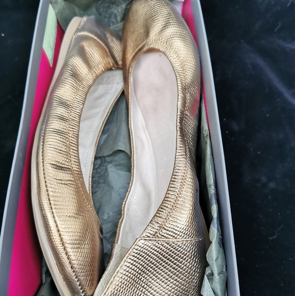 Vince Camuto 'Ellen' lizard leather ballet flats - Picture 2 of 8